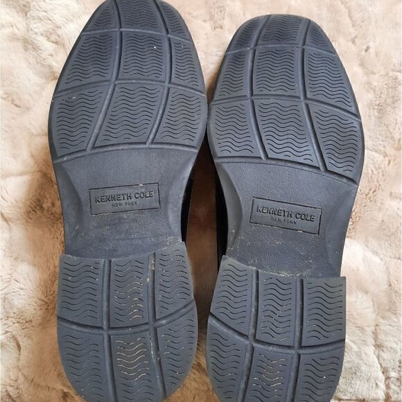 Kenneth Cole Black Leather Slip- Ons - Picture 8 of 12